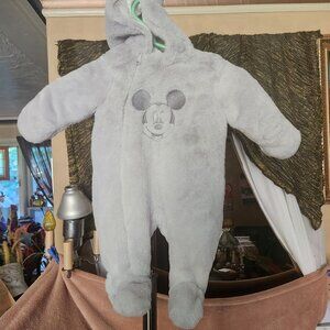 Plush Padded Hoodie sie Disney Mickey Mouse Full Zipper Fold over cuffs/mittens